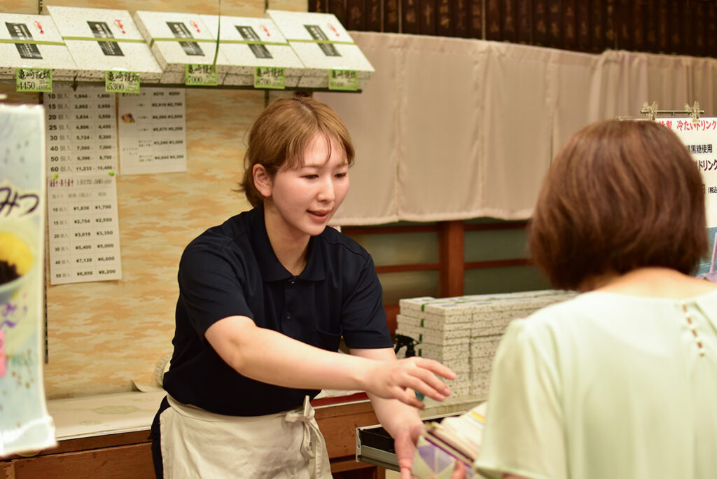 仕事中の間瀬さん